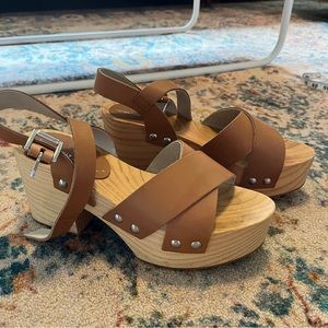 Intentionally Blank Clog Sandals size 8